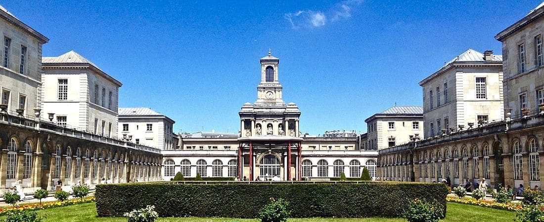 Hôpital Lariboisière